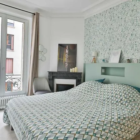 Charming Flat Place Monge Near Pantheon Appartamento Parigi